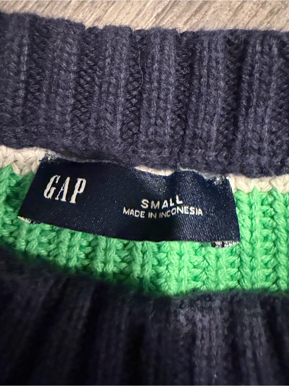Sweater Subcategory Identification - Picture 2 of 3